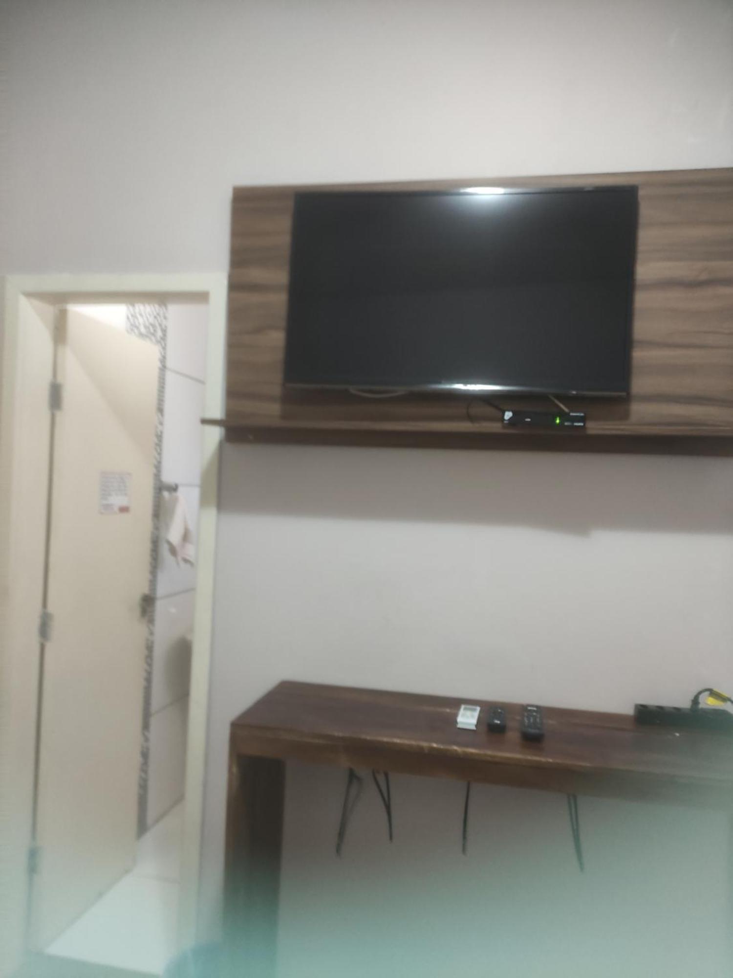 Pousada Da Gi Suites E Turismo Chapada dos Guimaraes Ruang foto